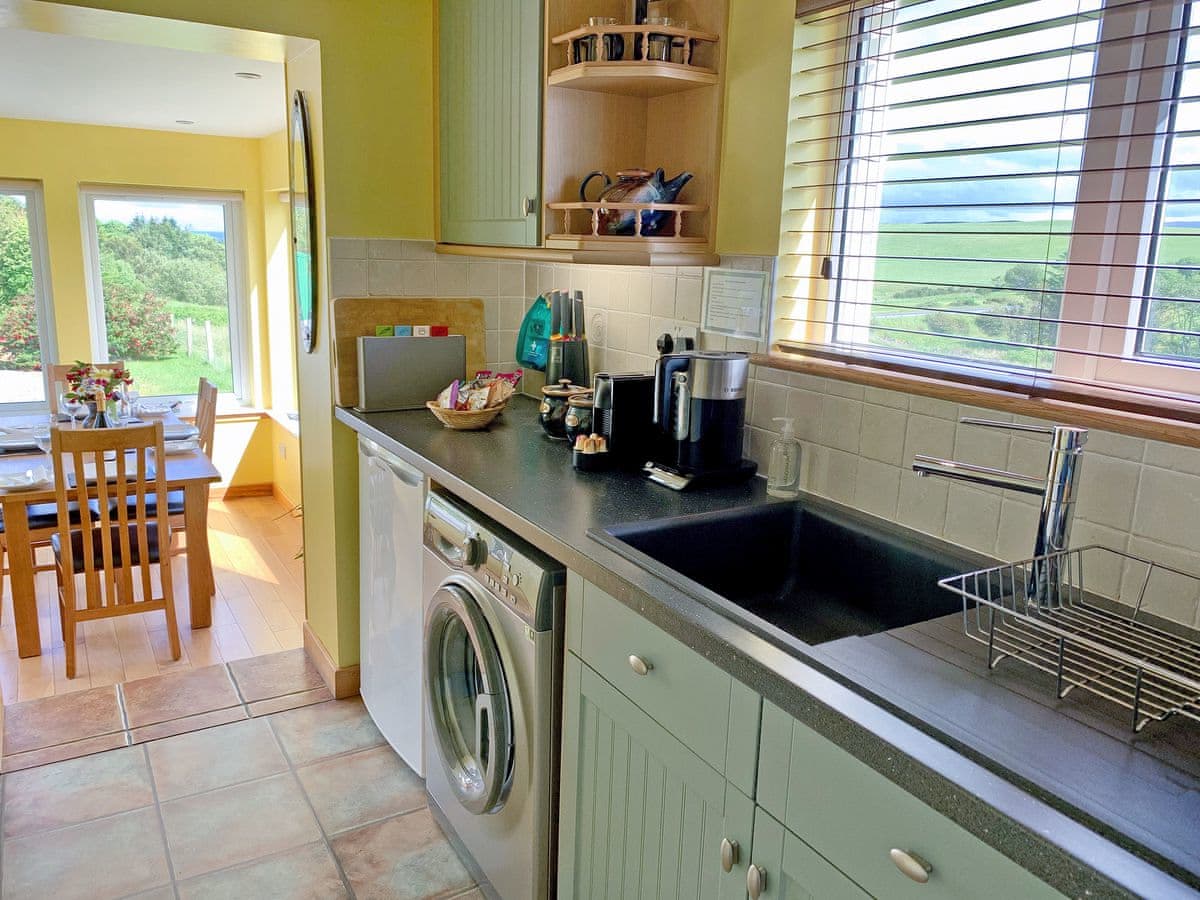 Teeny's Cottage, listing photograph 8