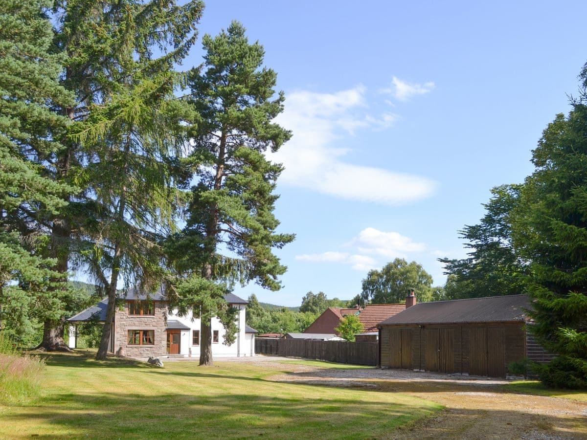 Battanropie Lodge