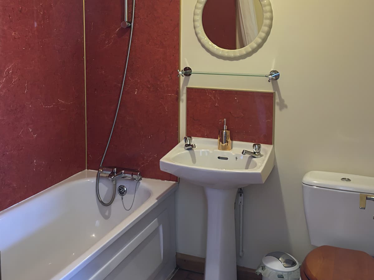 The Sea Lodge, listing photograph 11