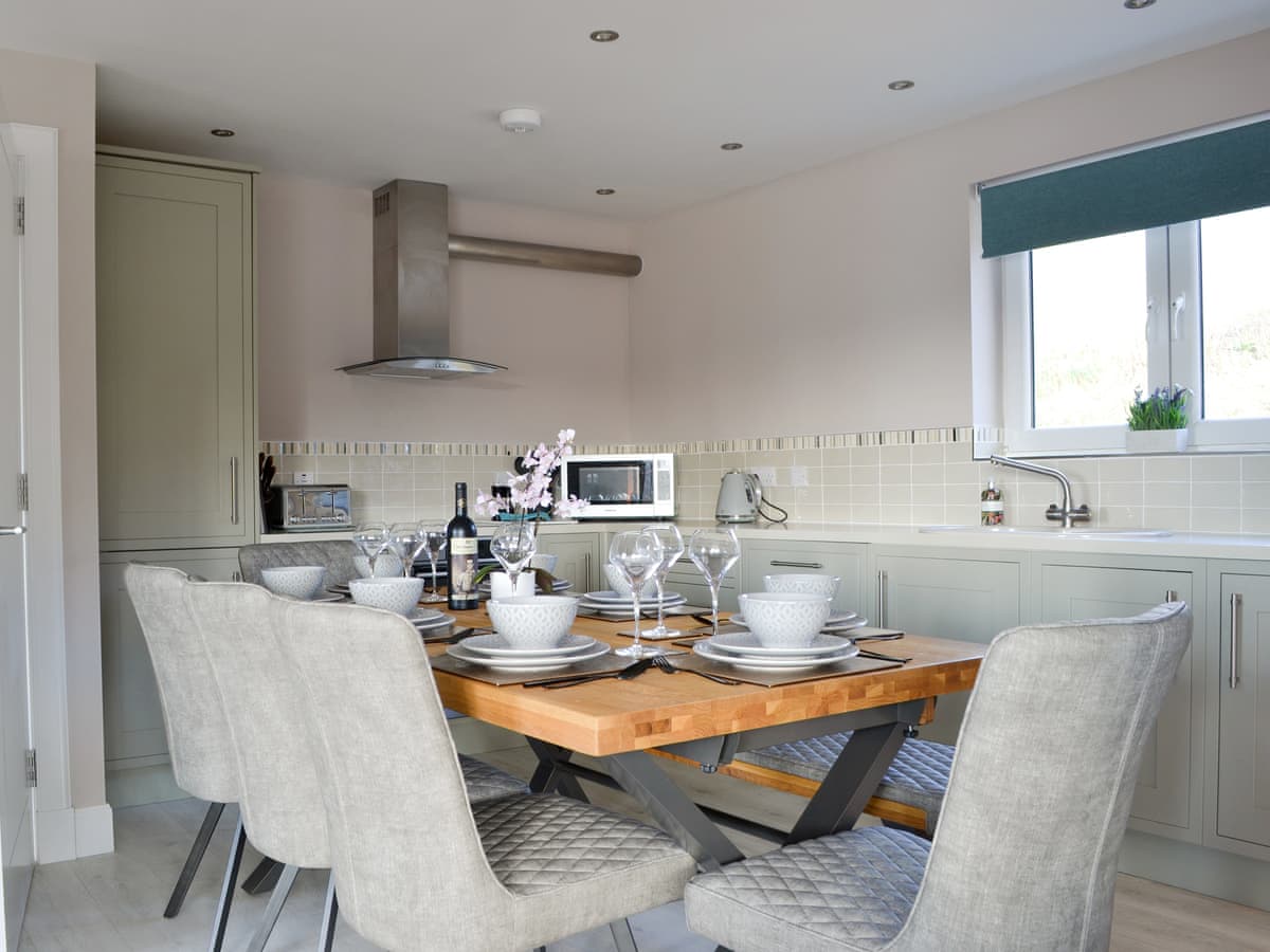Five Diabaig - Lily Lodge, listing photograph 7