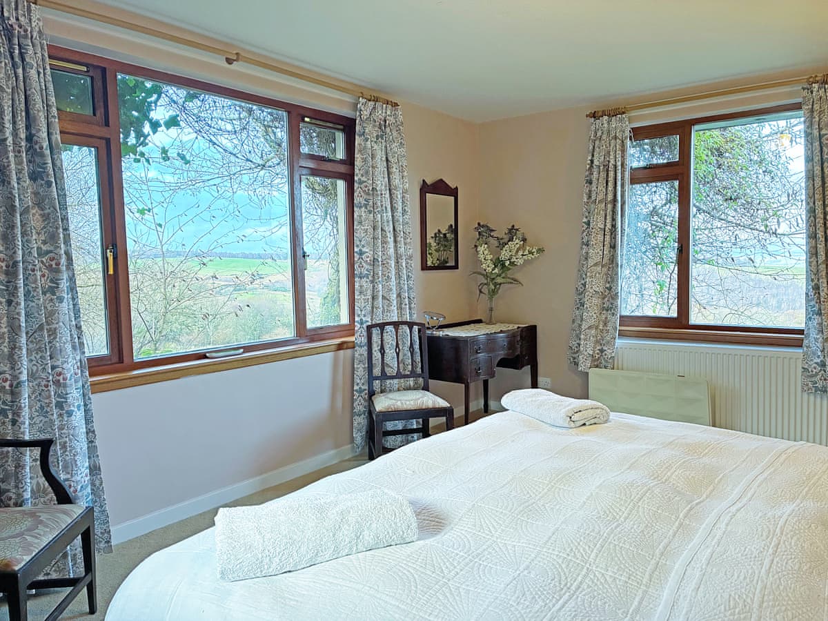 Garrique Cottage, listing photograph 11