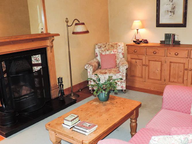 Springburn Cottage, listing photograph 2