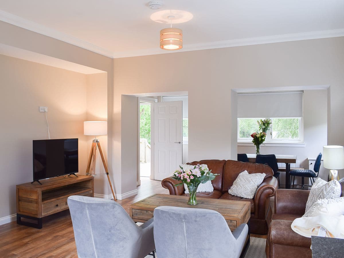 Inchrie Holiday Cottages- Forth View, listing photograph 4