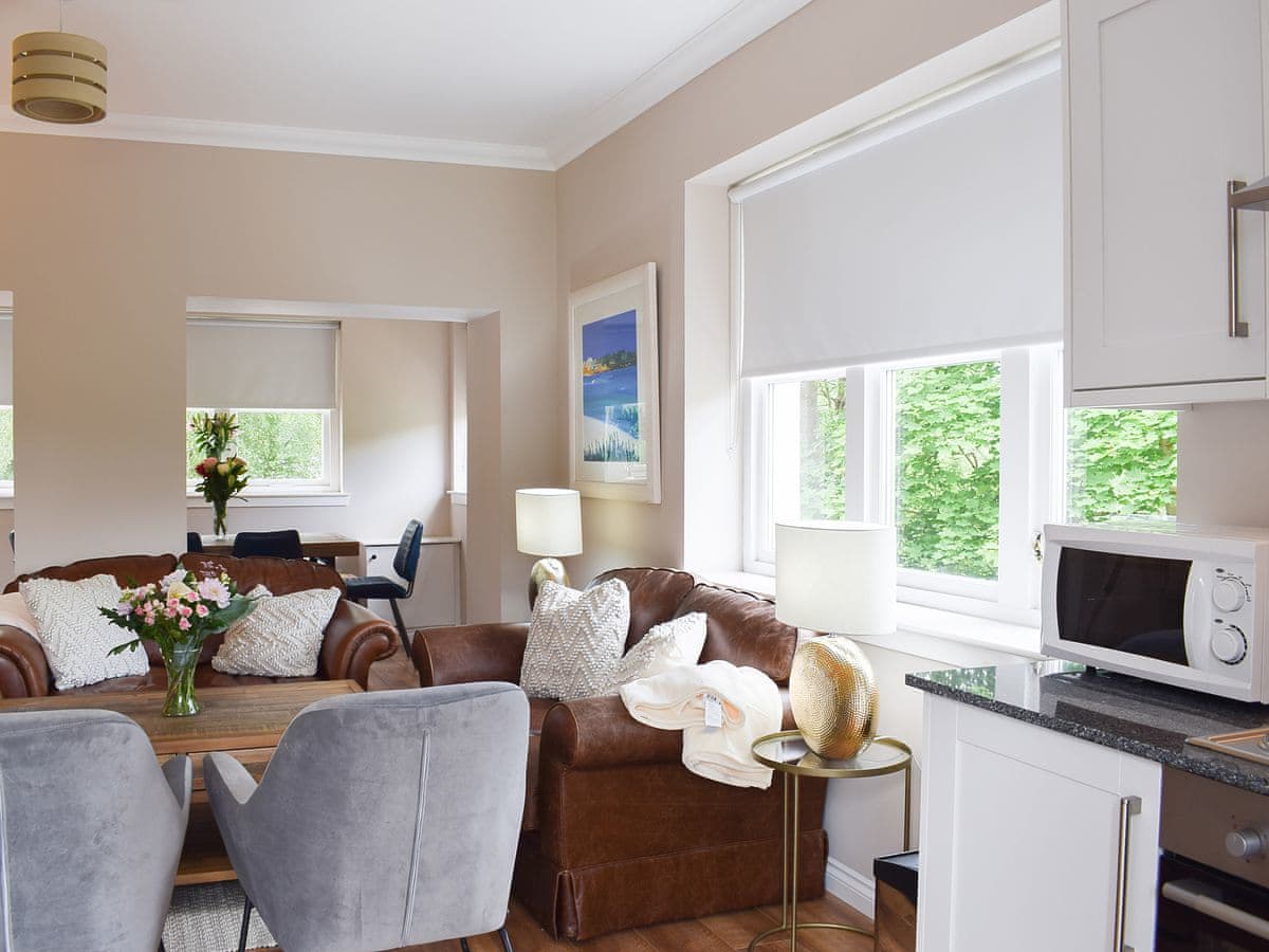 Inchrie Holiday Cottages- Forth View, listing photograph 8