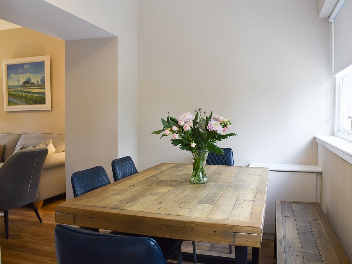Inchrie Holiday Cottages - Craigmore View, listing photograph 2
