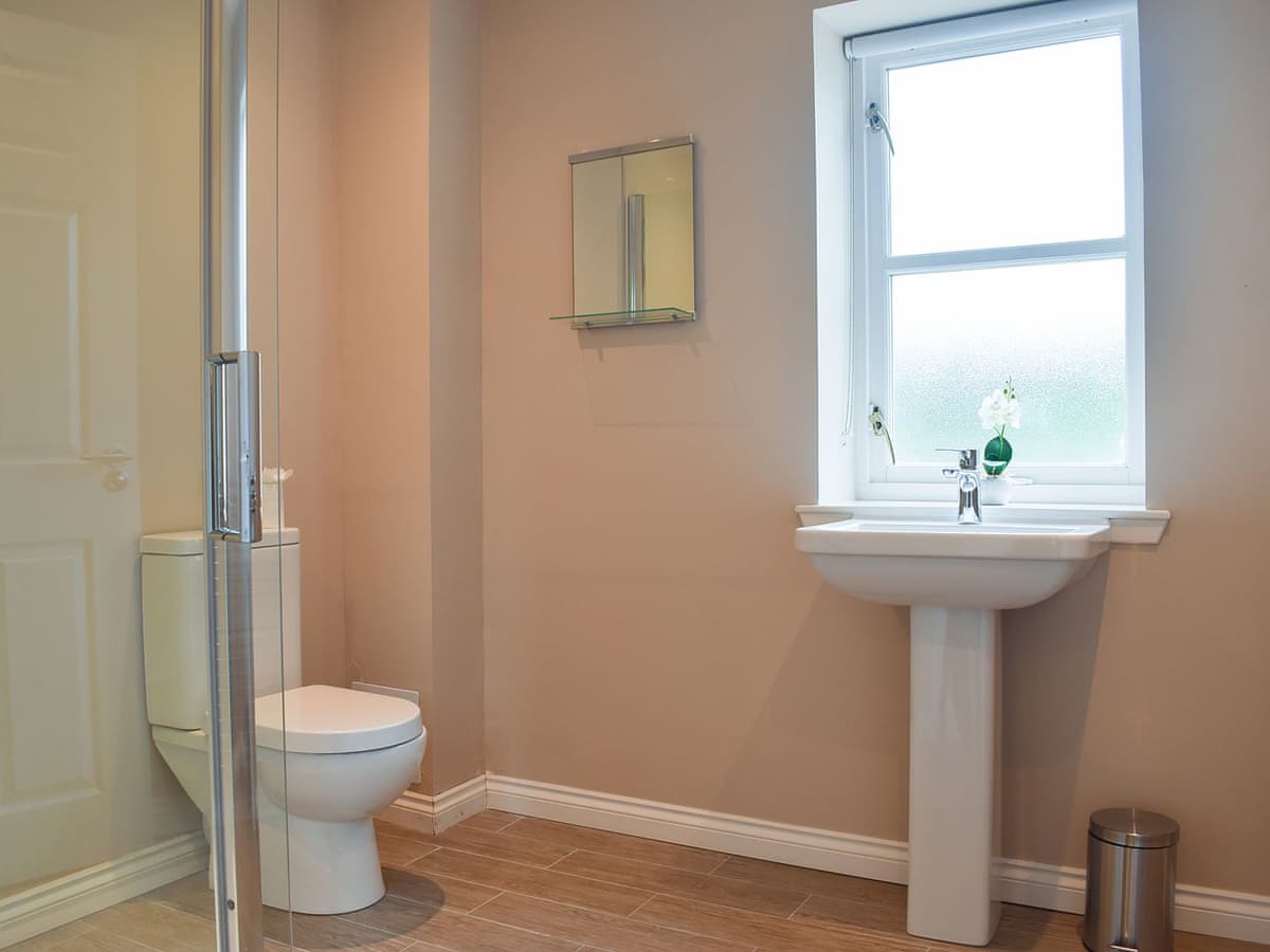 Inchrie Holiday Cottages - Craigmore View, listing photograph 10