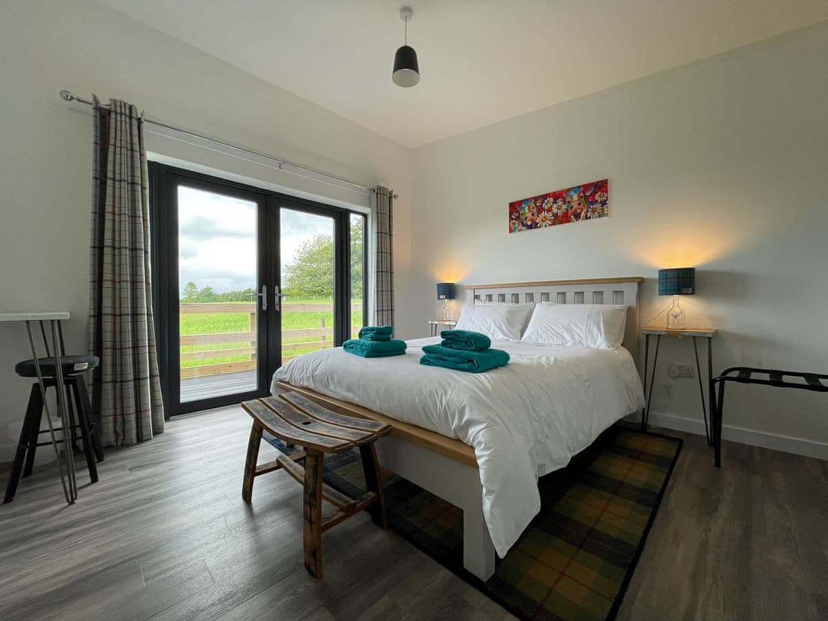 Willow Lodge, listing photograph 7