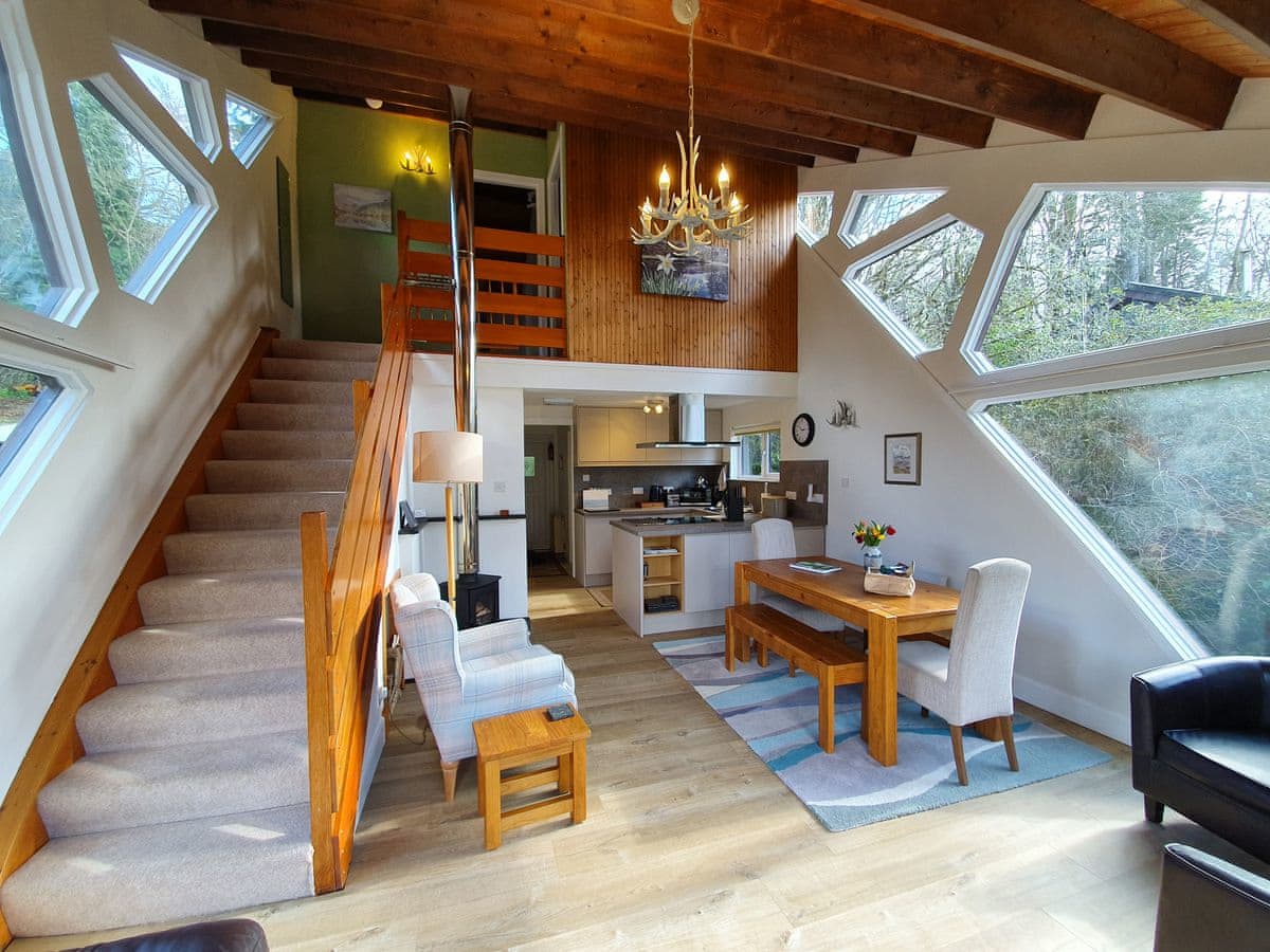 Blair Lodge, listing photograph 4