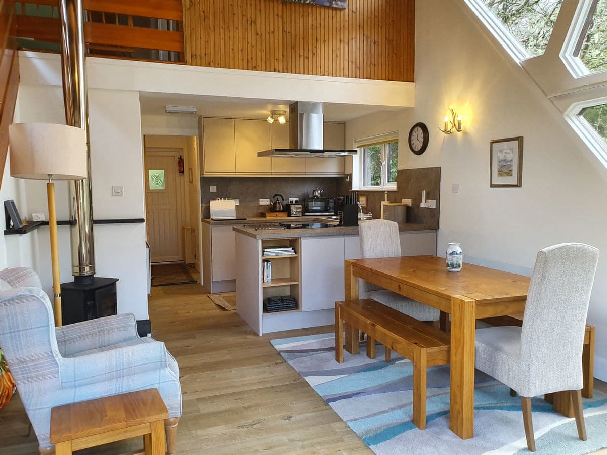 Blair Lodge, listing photograph 6