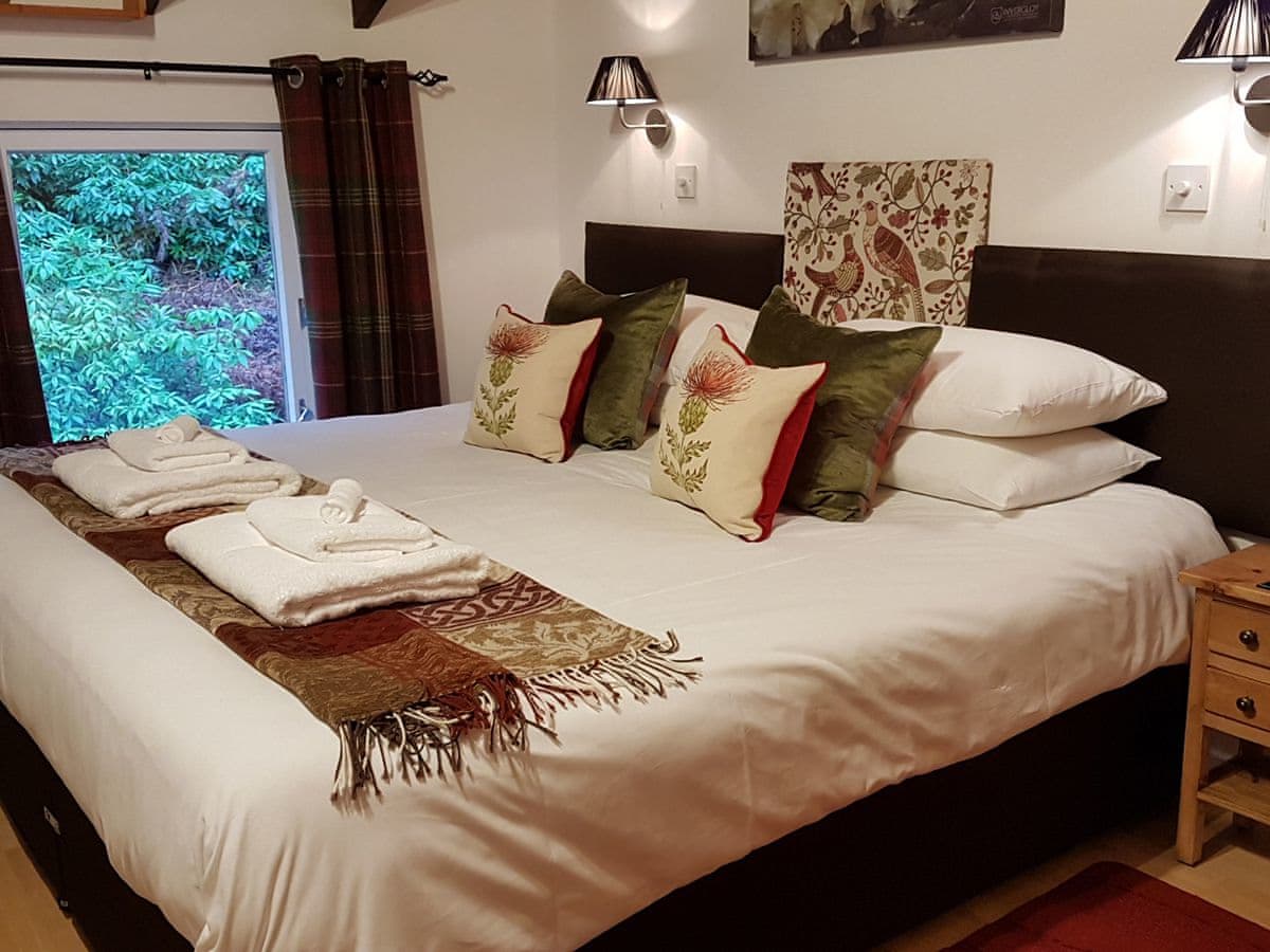 Blair Lodge, listing photograph 7