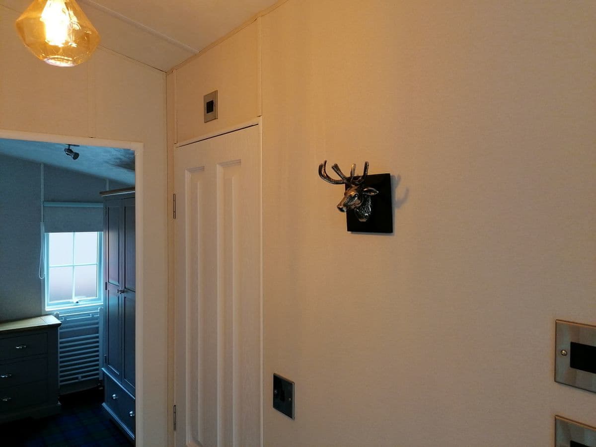 Salmon Leap Lodge, listing photograph 11