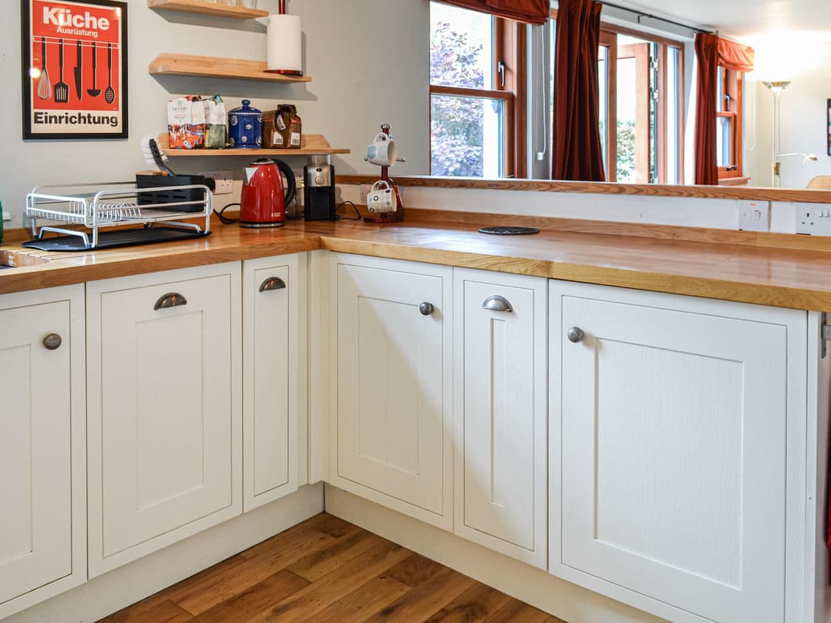 Oakwood Cottage, listing photograph 12