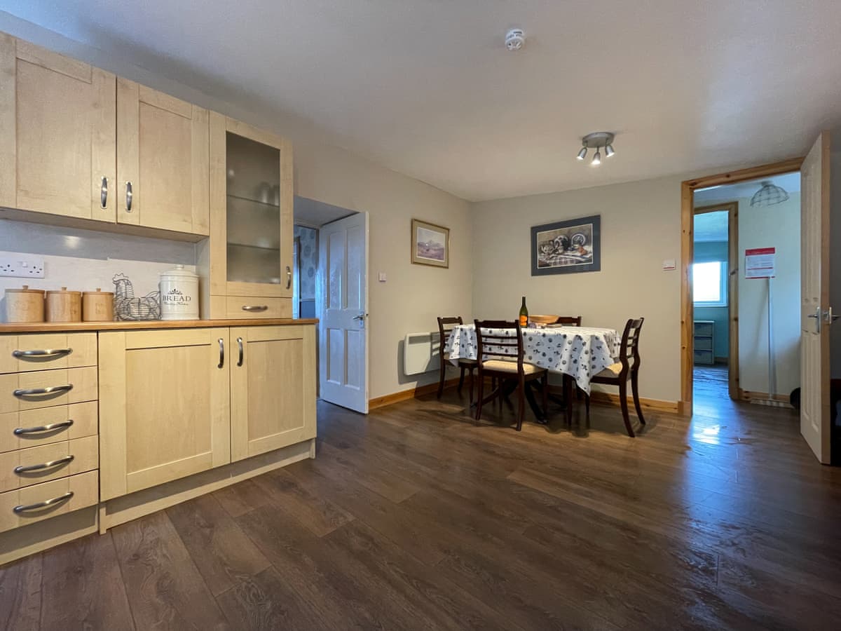Eleven Diabaig Cottage, listing photograph 7