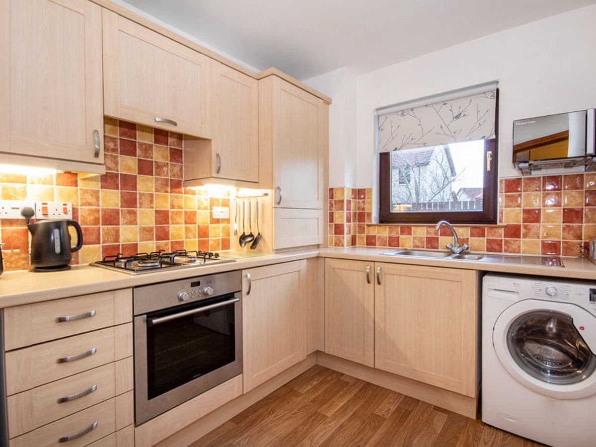 Holm Dell Apartment, listing photograph 6