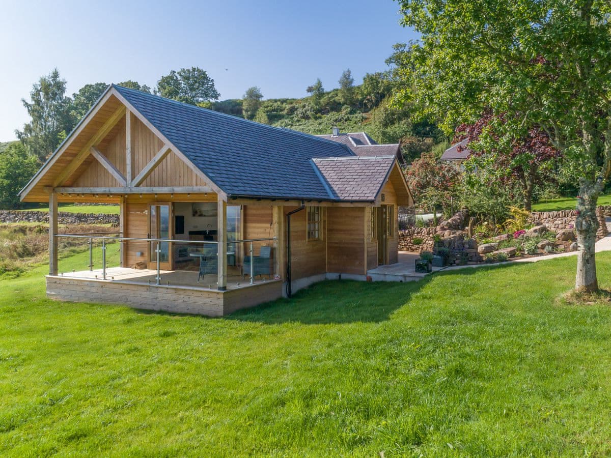 Gamekeepers Lodge, listing photograph 2