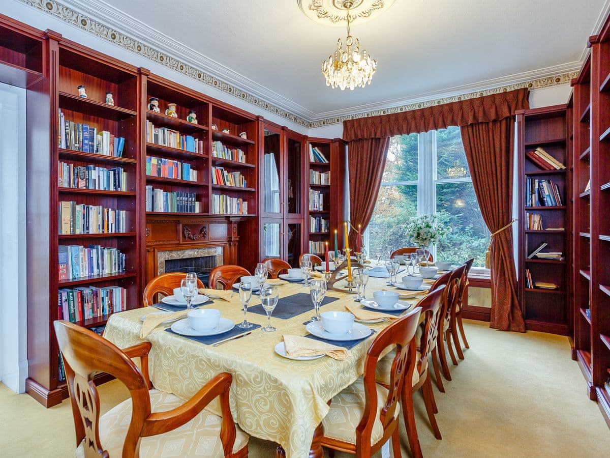Craigendarroch House, listing photograph 12