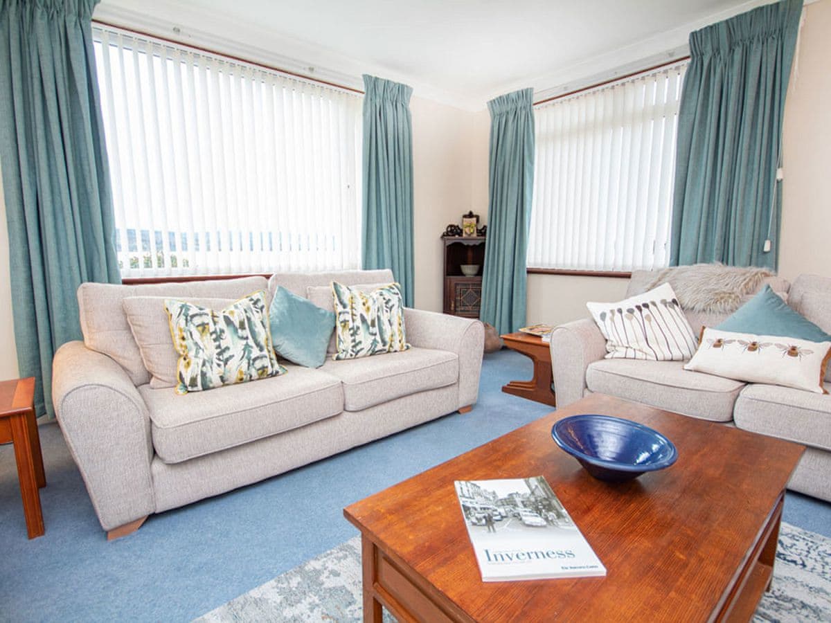 Sonas House, listing photograph 4