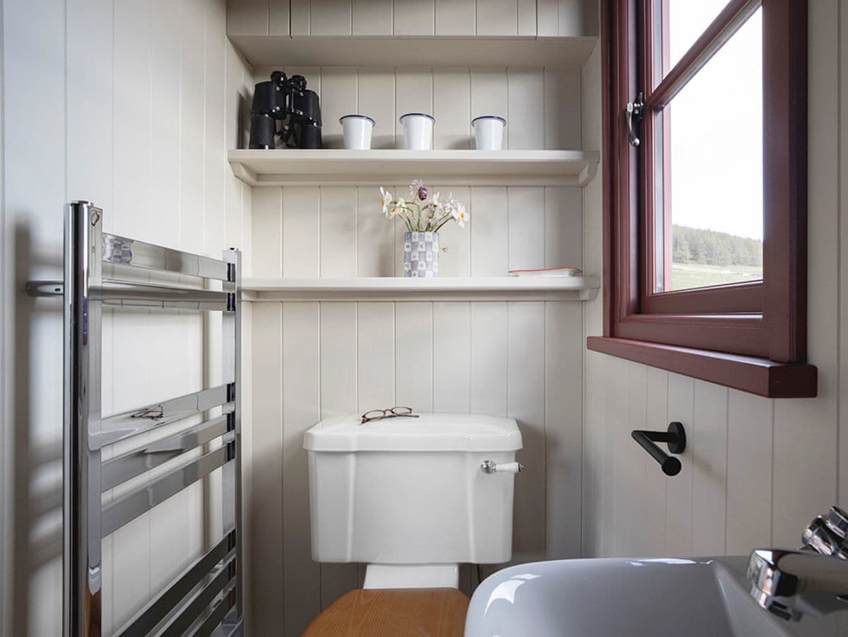 Lapwing Shepherds Hut, listing photograph 5