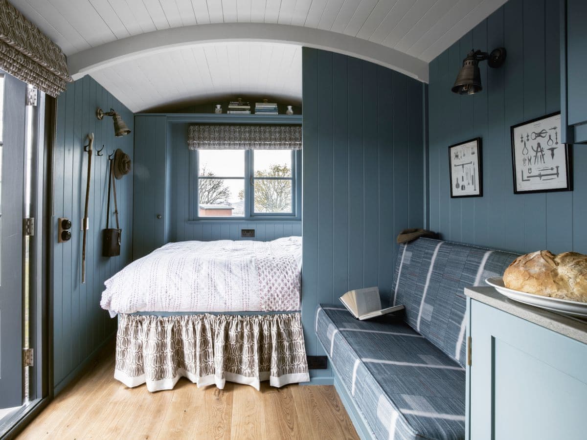 Curlew Shepherds Hut, listing photograph 5