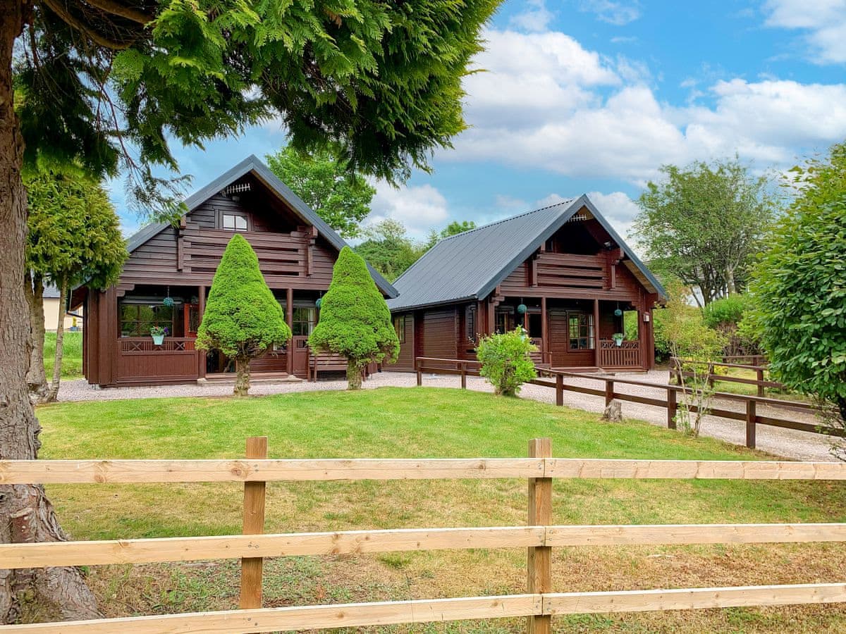Dontra Log Chalets - Dontra Log Chalet 2, listing photograph 10