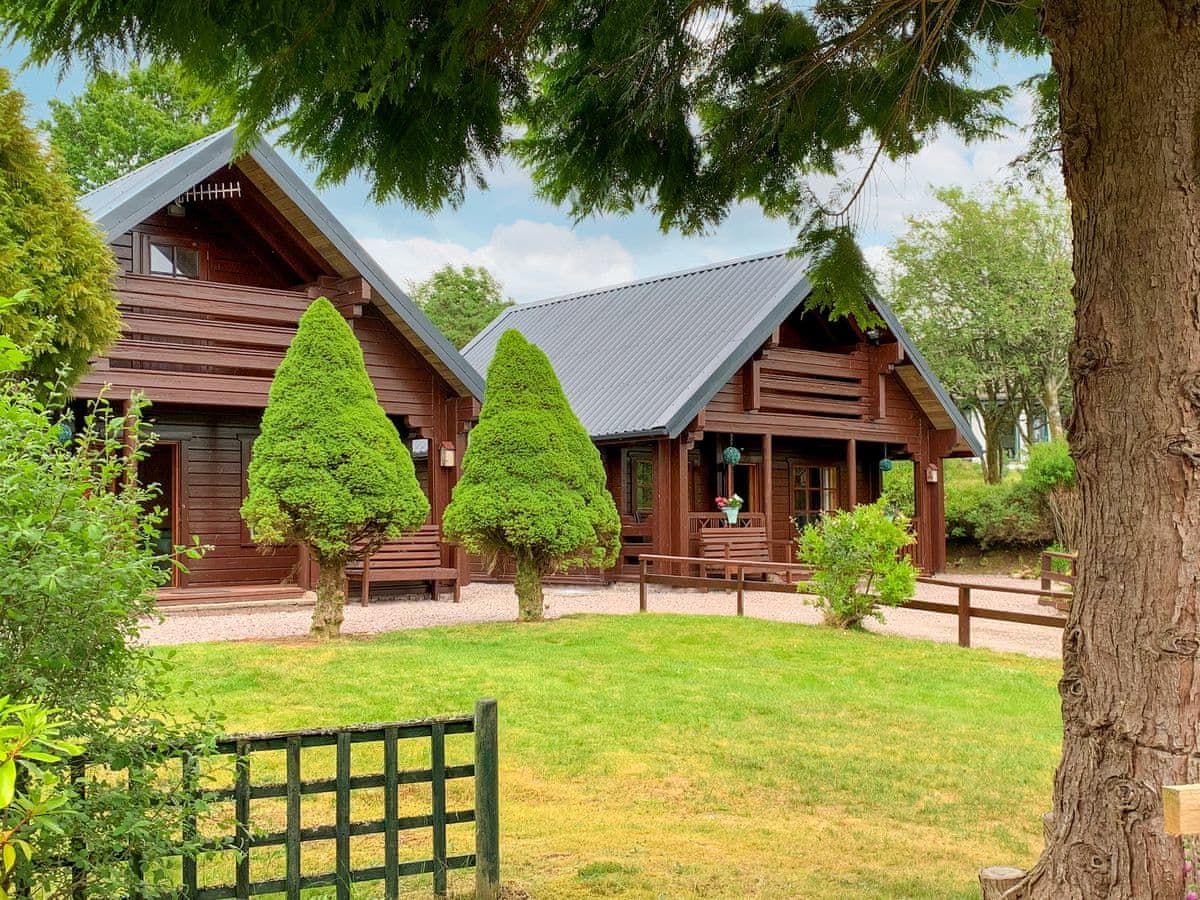 Dontra Log Chalets - Dontra Log Chalet 2, listing photograph 11