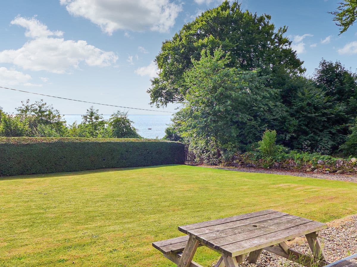 Gowanhill, listing photograph 2