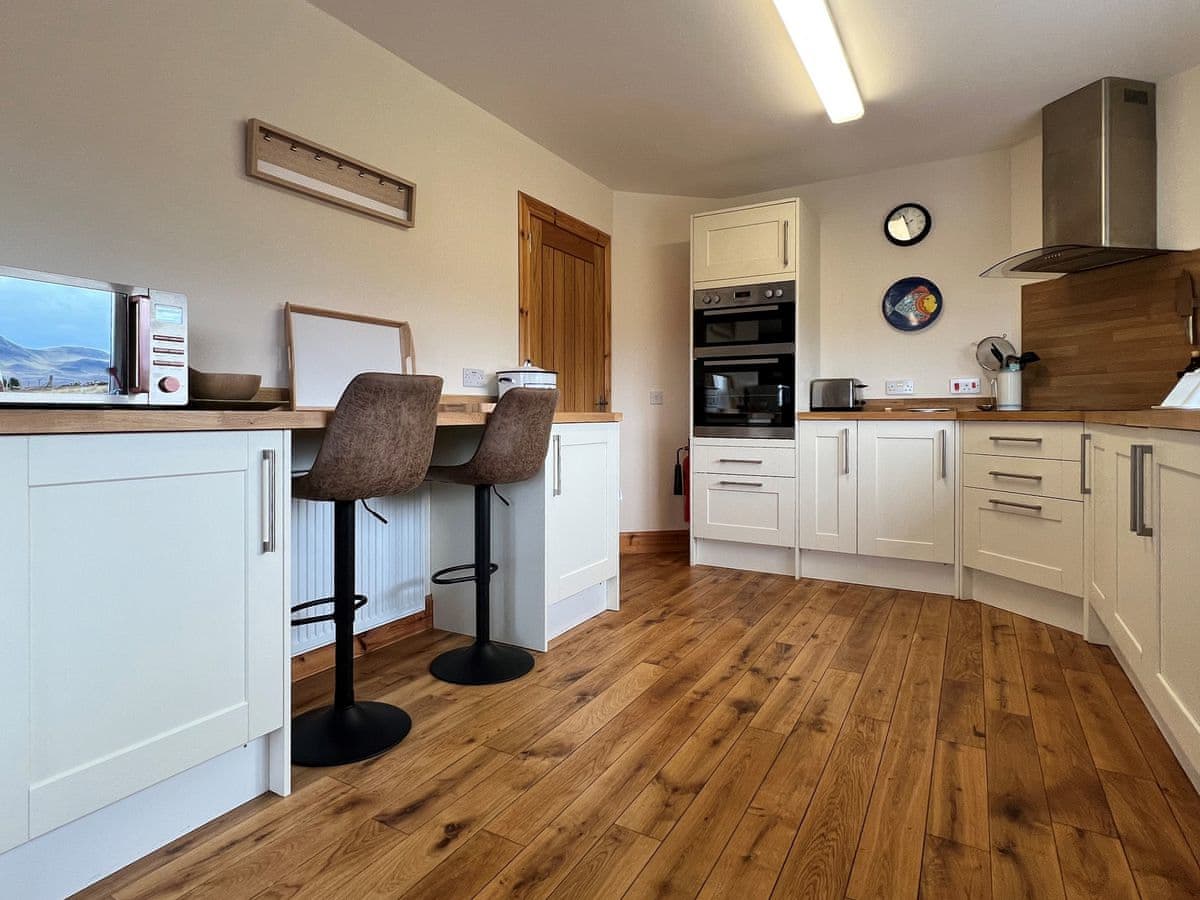 Hirta Cottage, listing photograph 10
