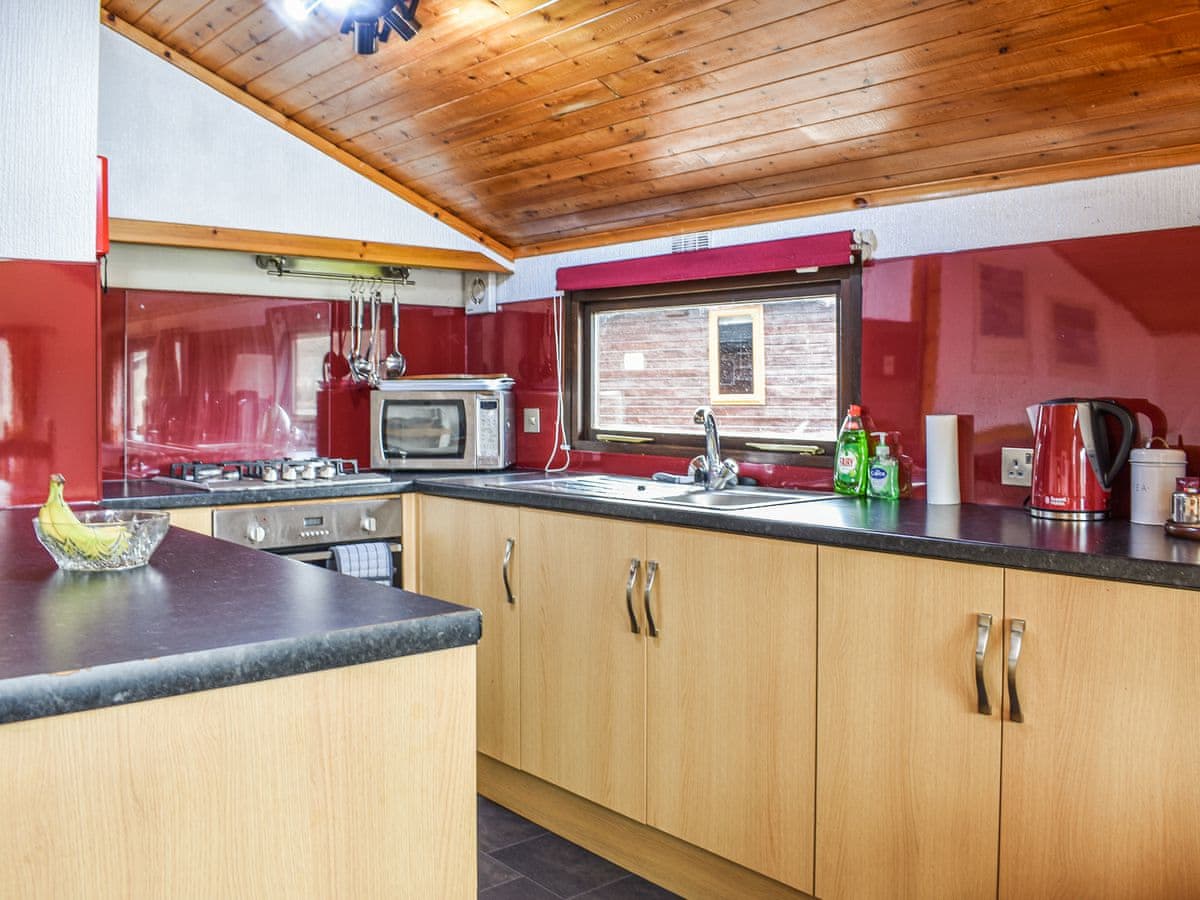 27 Aviemore Holiday Park, listing photograph 6