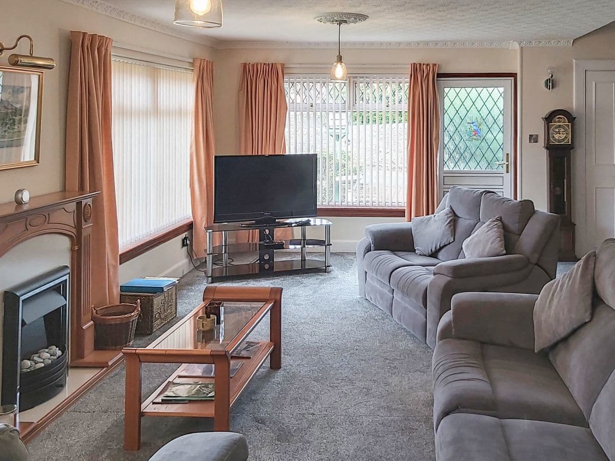 Garry Cottage, listing photograph 2