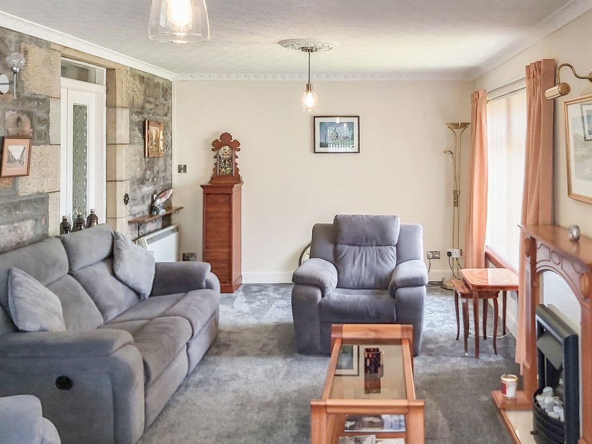 Garry Cottage, listing photograph 3