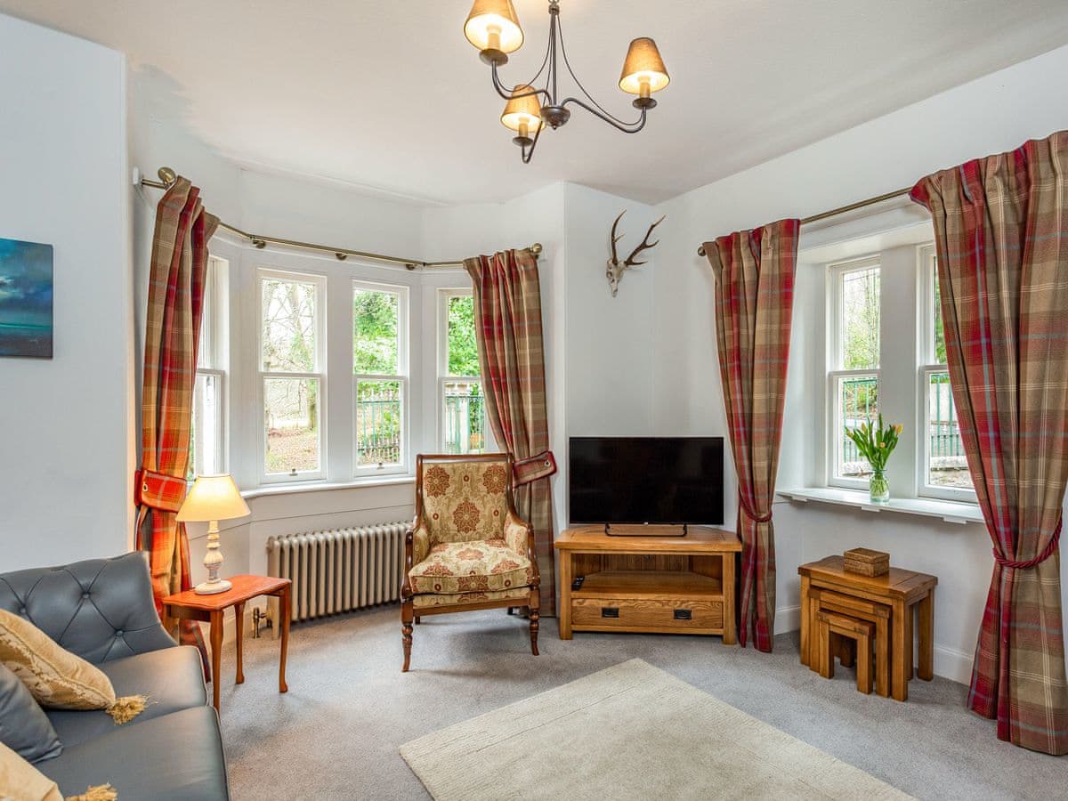 East Lodge, listing photograph 3
