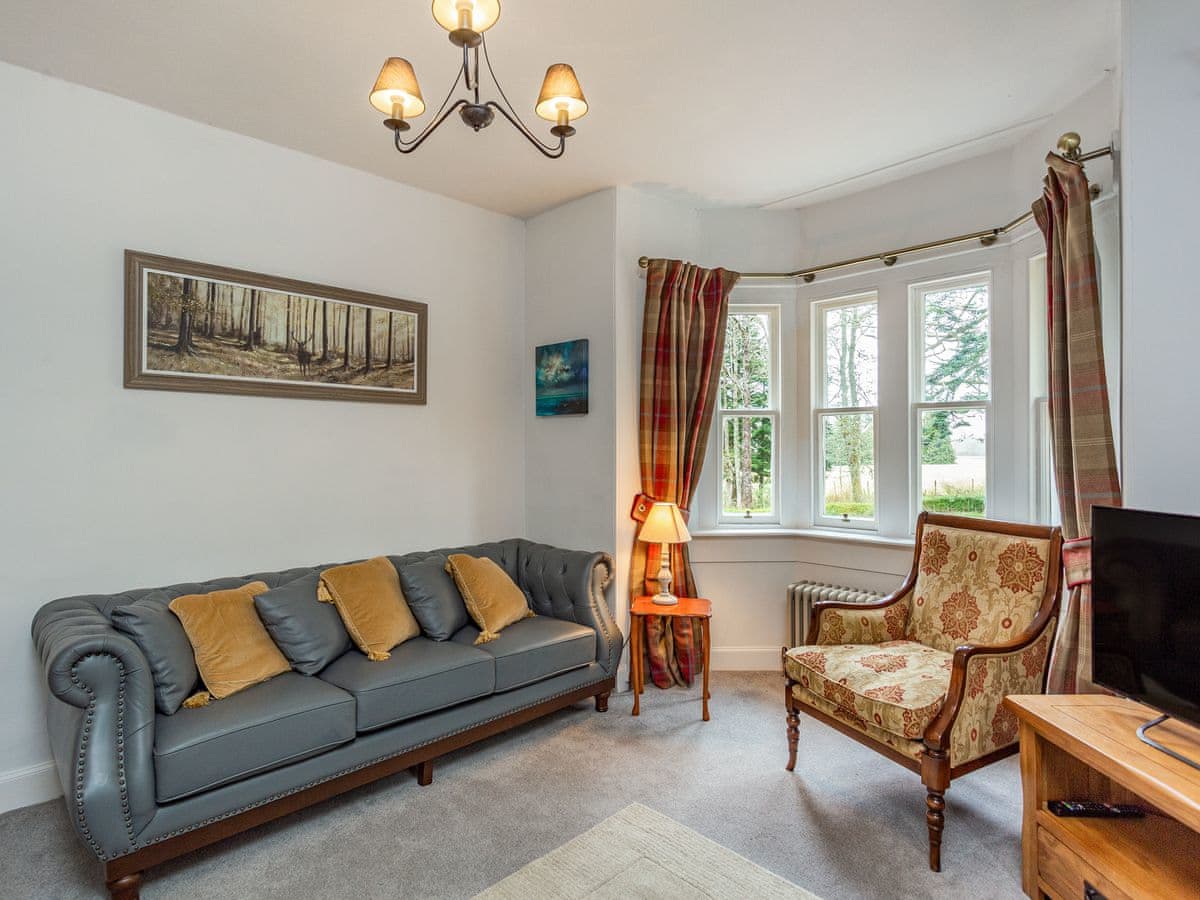 East Lodge, listing photograph 4