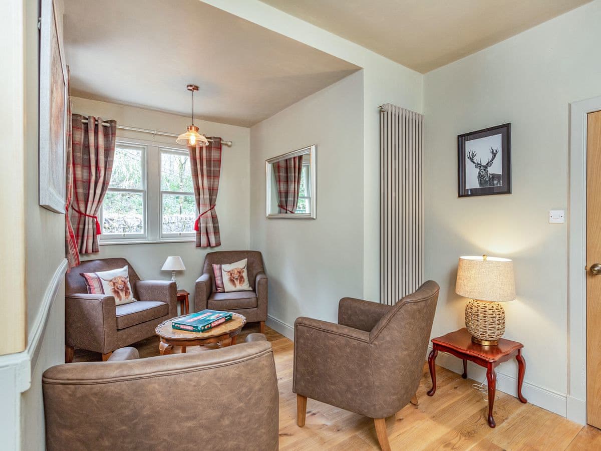 East Lodge, listing photograph 7