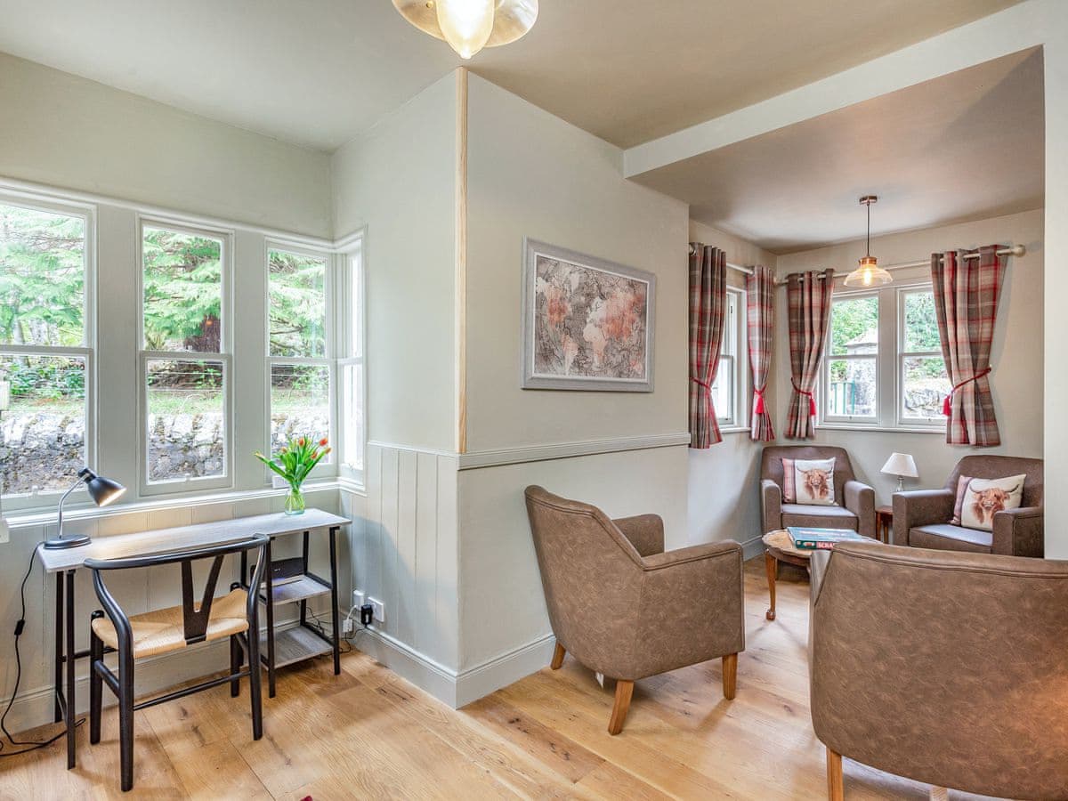 East Lodge, listing photograph 8