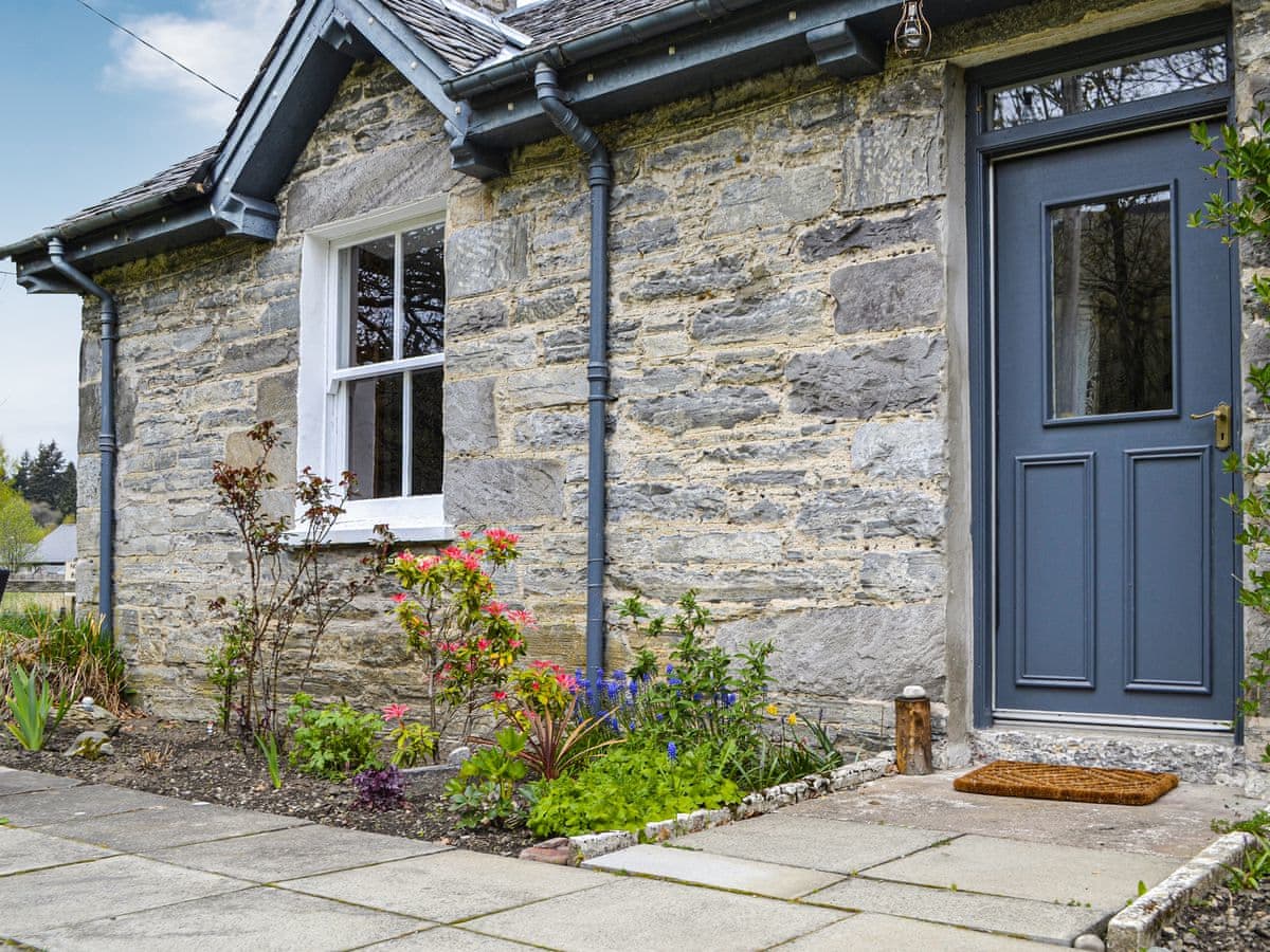 Riverside Cottage