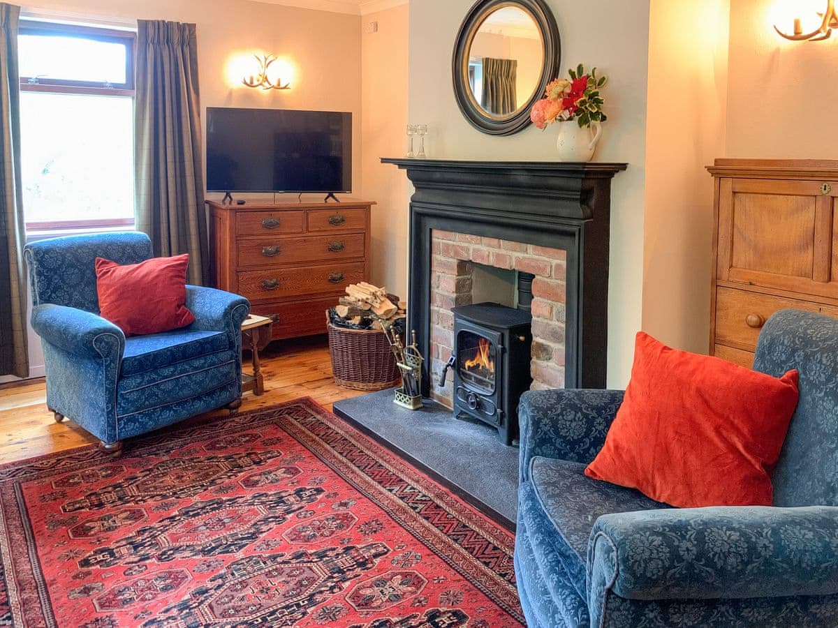 Foresters Cottage, listing photograph 2