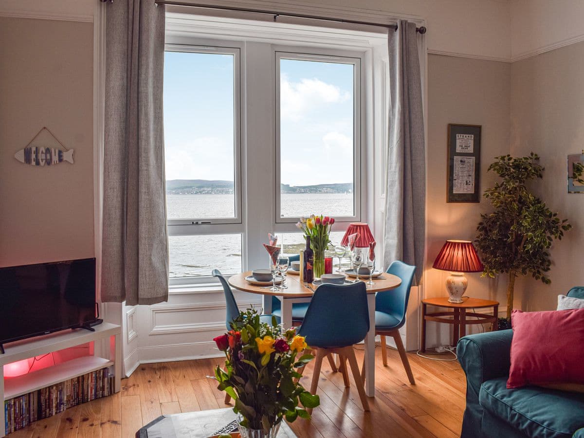 The Seaside Suite, listing photograph 2