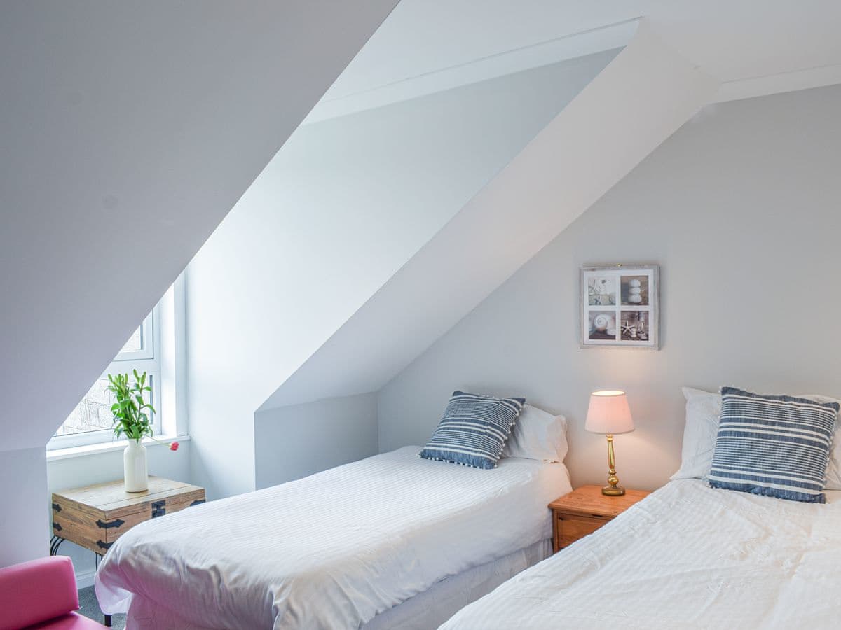 The Seaside Suite, listing photograph 7
