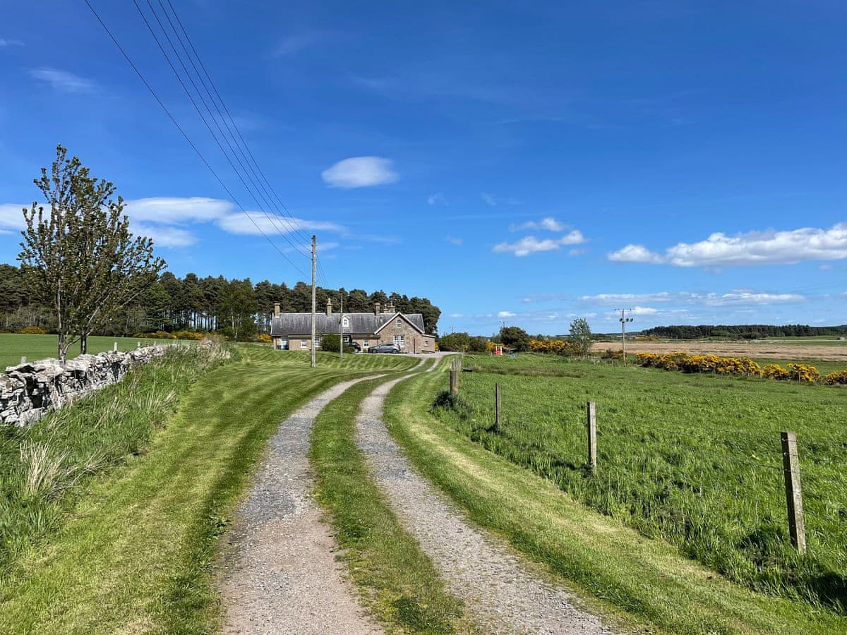 Easter Dalziel Farm Cottages - Rowan Cottage, listing photograph 2
