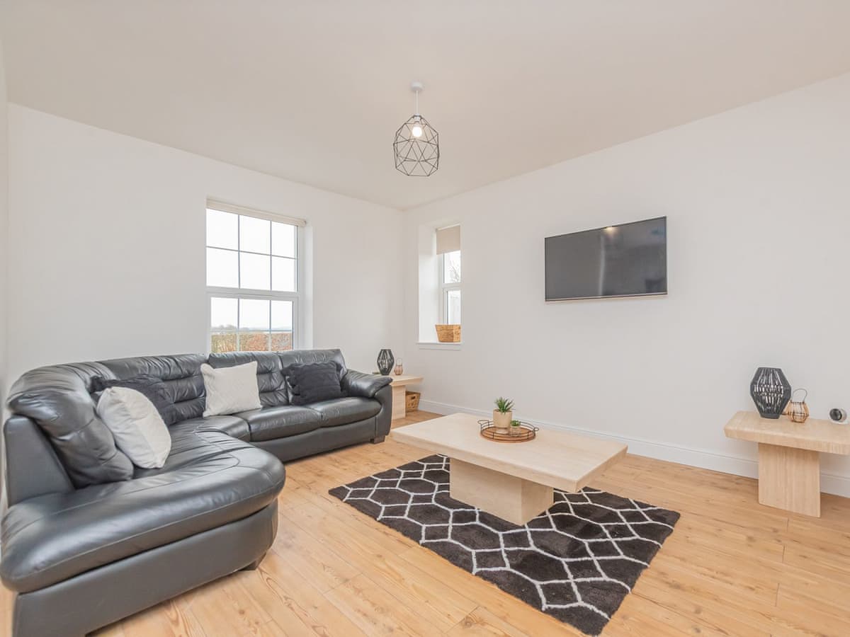 The Wee White Cottage, listing photograph 4