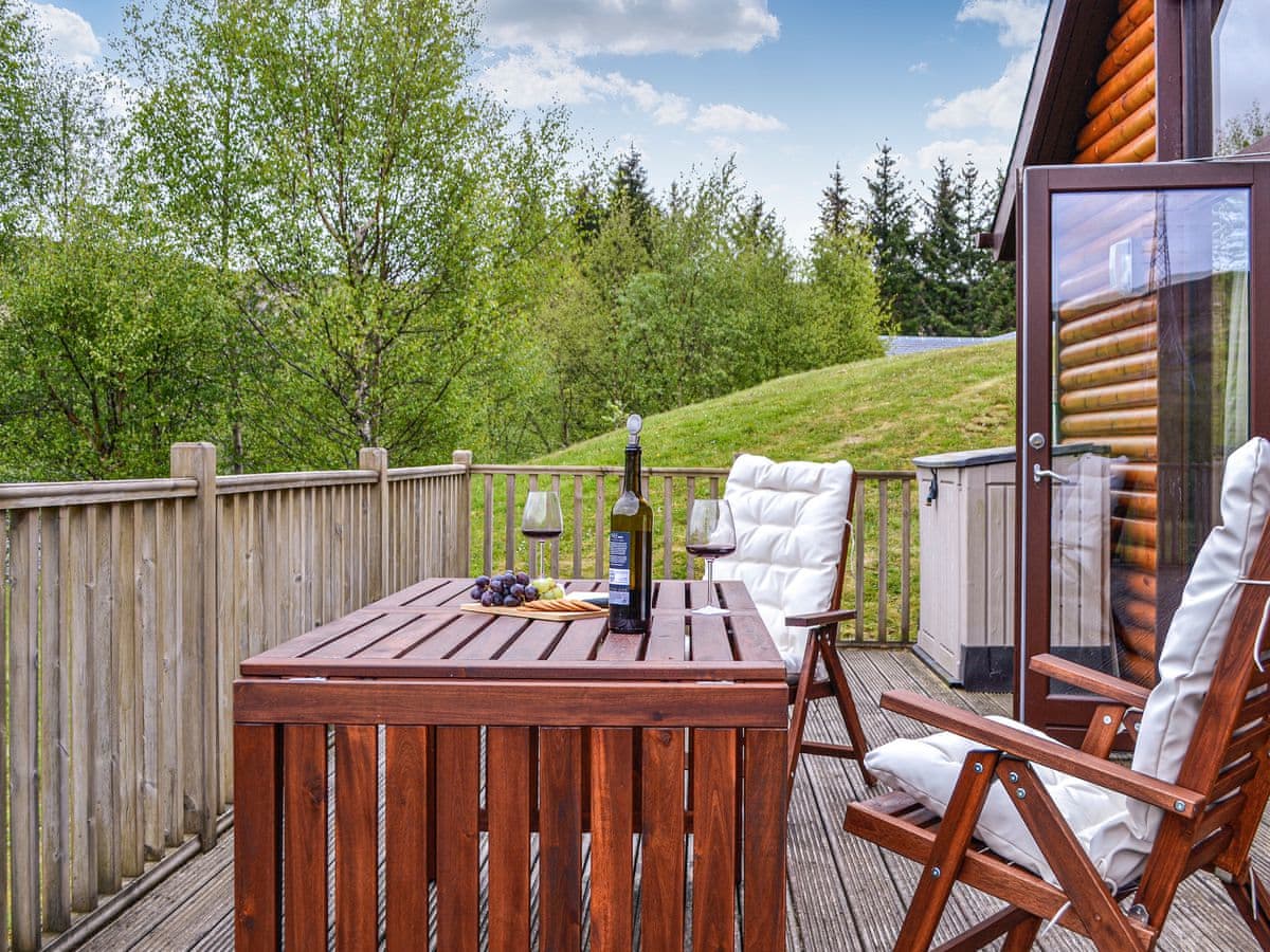 15 Glengoulandie Lodge, listing photograph 2