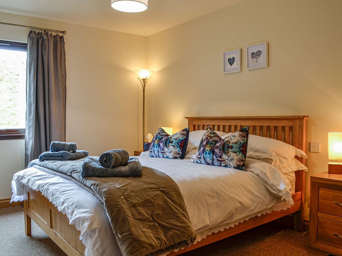 15 Glengoulandie Lodge, listing photograph 8