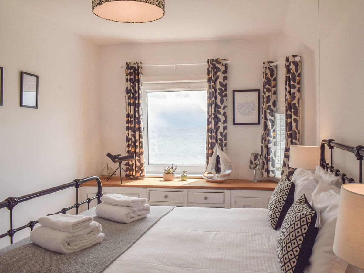 Southcroft Lodge, listing photograph 10
