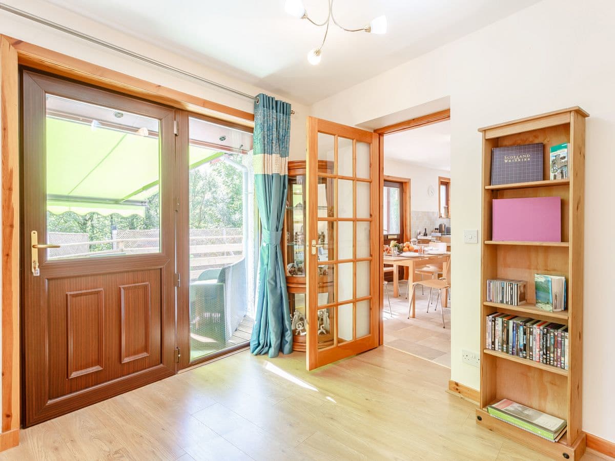 Glen View of Enrick House, listing photograph 7