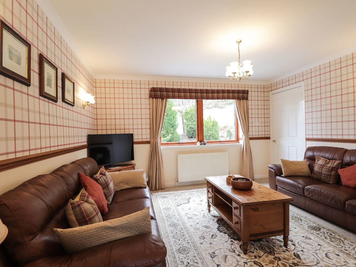 Holly Cottage, listing photograph 3