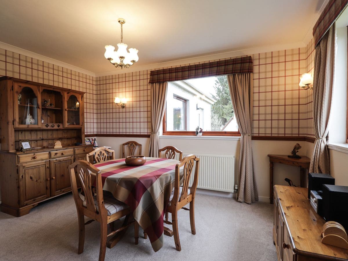 Holly Cottage, listing photograph 9