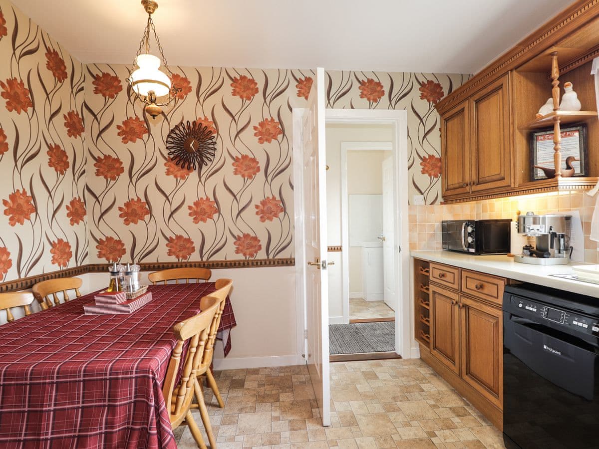 Holly Cottage, listing photograph 11