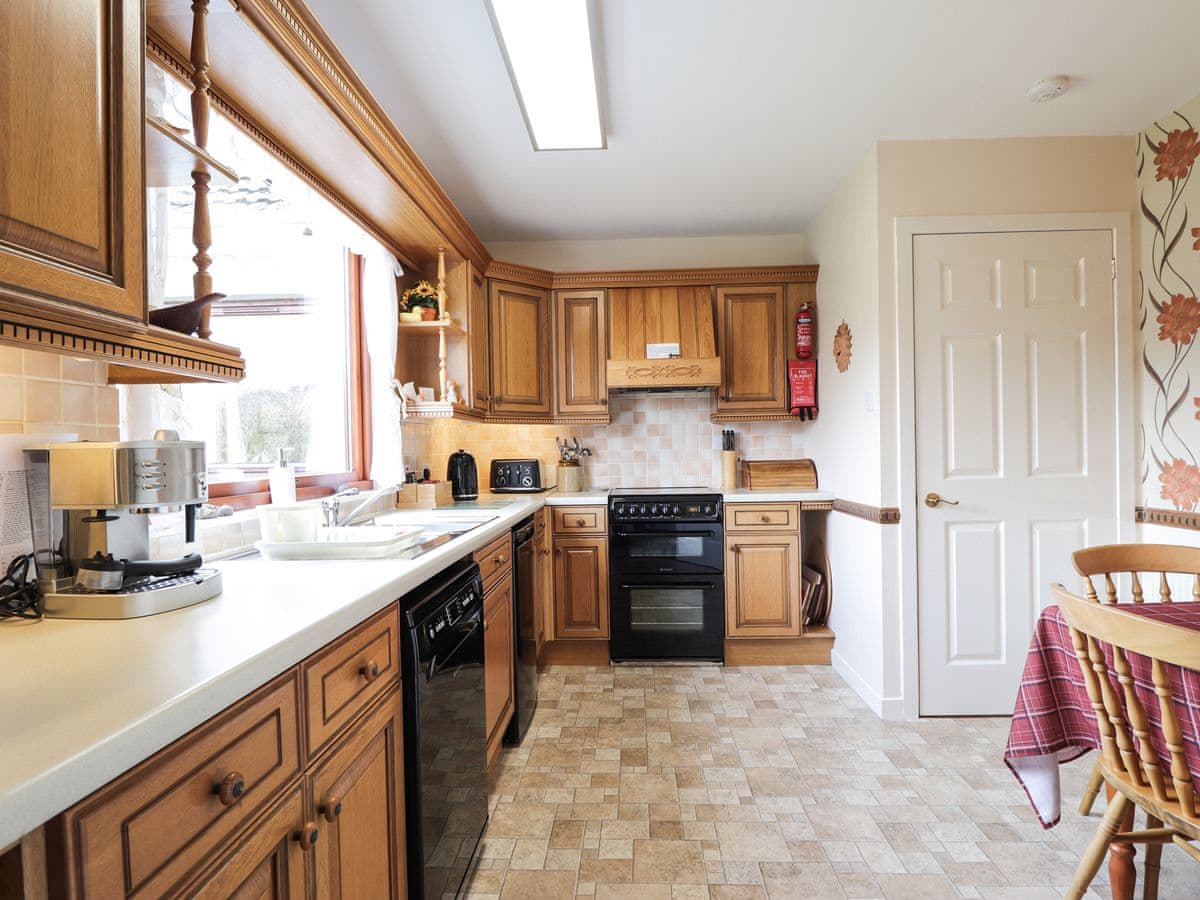 Holly Cottage, listing photograph 12