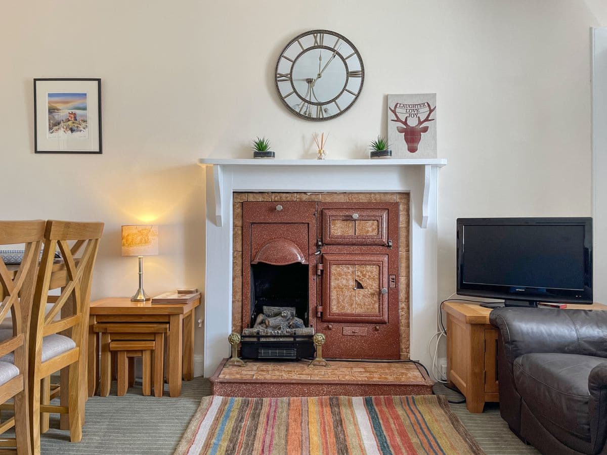 Easter Dalziel Farm Cottages - Pine Cottage, listing photograph 6