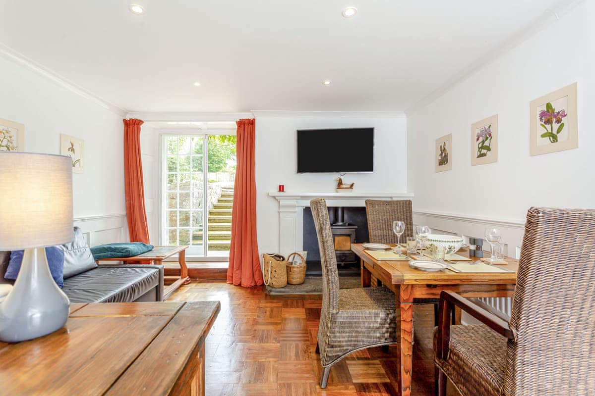The Garden Flat Ardullie, listing photograph 3